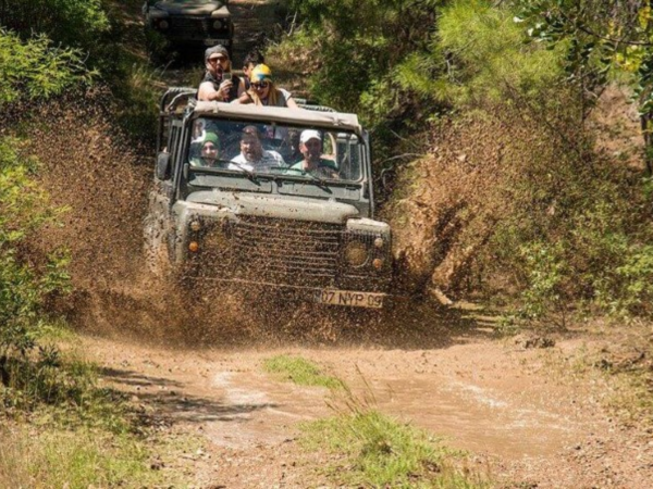 Go2 Jeep Safari